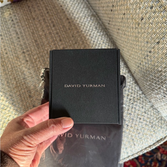 David Yurman Rose Cable Cuff -Medium . - Picture 5 of 5